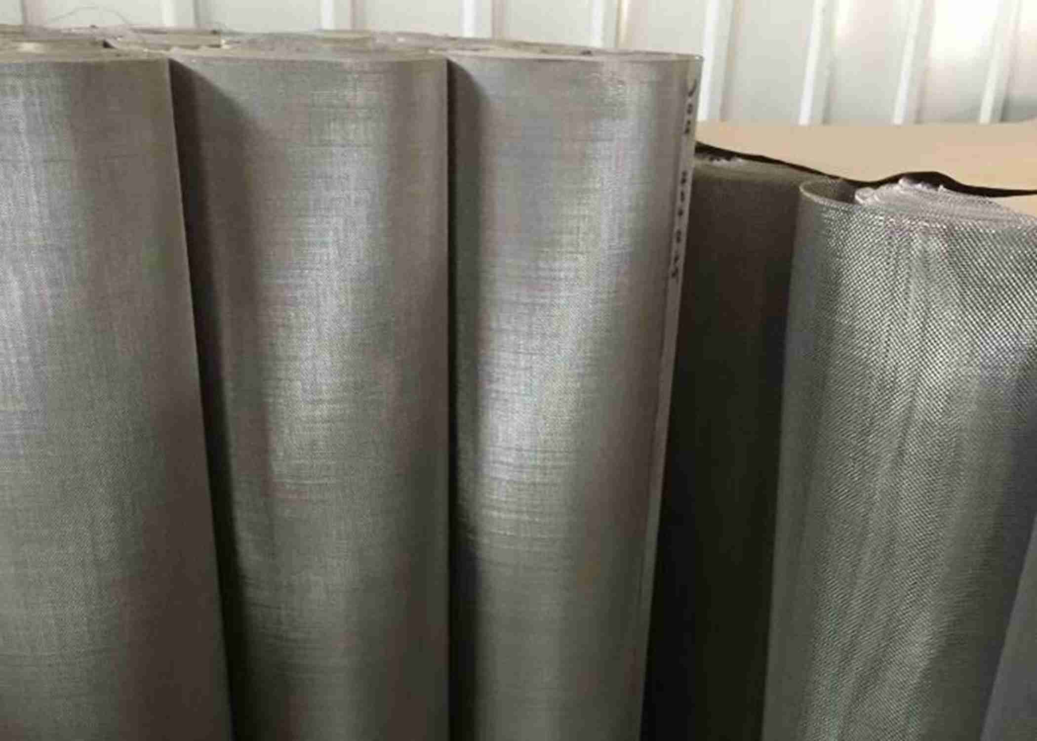 Molibdenum Metal Woven Wire Mesh 2 Mesh Untuk 280 Mesh Kekuatan Tinggi Perpanjangan Rendah