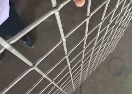 Flat Top Stainless Steel Crimped Wire Mesh 4mm Sampai 60mm Membuka 1.5mm Sampai 5mm