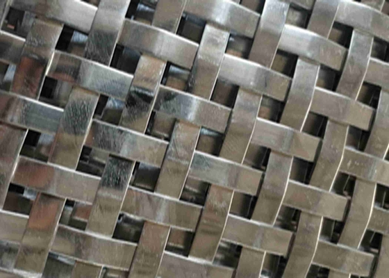 10mm Lubang 10mm X 1.5mm Flat Wire Woven Mesh 304SS Transparansi Tingkat Rendah