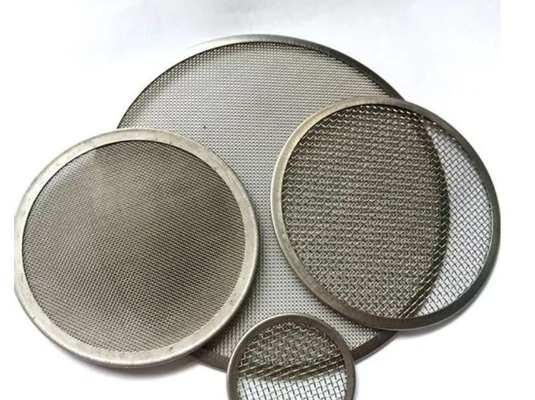Layar ekstruder stainless steel biasanya 20 mesh hingga 650 mesh dengan tepi halus