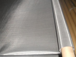 Twill Dutch Weave Wire Mesh Permukaan Filtrasi ketat Sifat kekuatan yang sangat baik