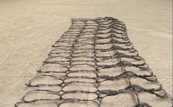 Baja Karbon Tinggi Anti Tank Wire Mesh Pertahanan Melawan Semua Jenis Senjata Anti Tank