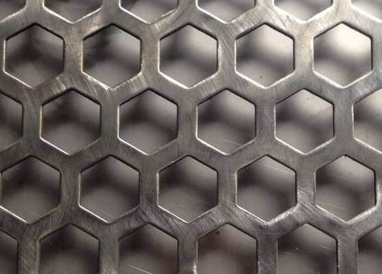 Hd Galvanized Perforated Metal Mesh Corrosion Resistance 30m Length